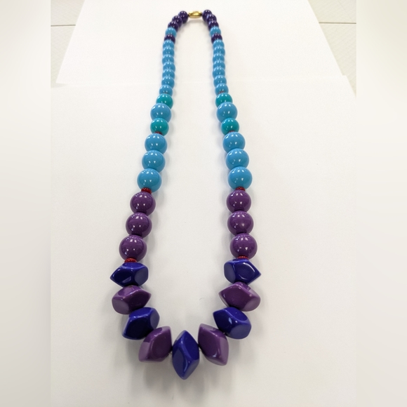 VTG. VIBRANT BEADED NECKLACE - Picture 5 of 12